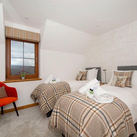 Apartamento Tower Ridge Courtyard Fort William Exterior foto